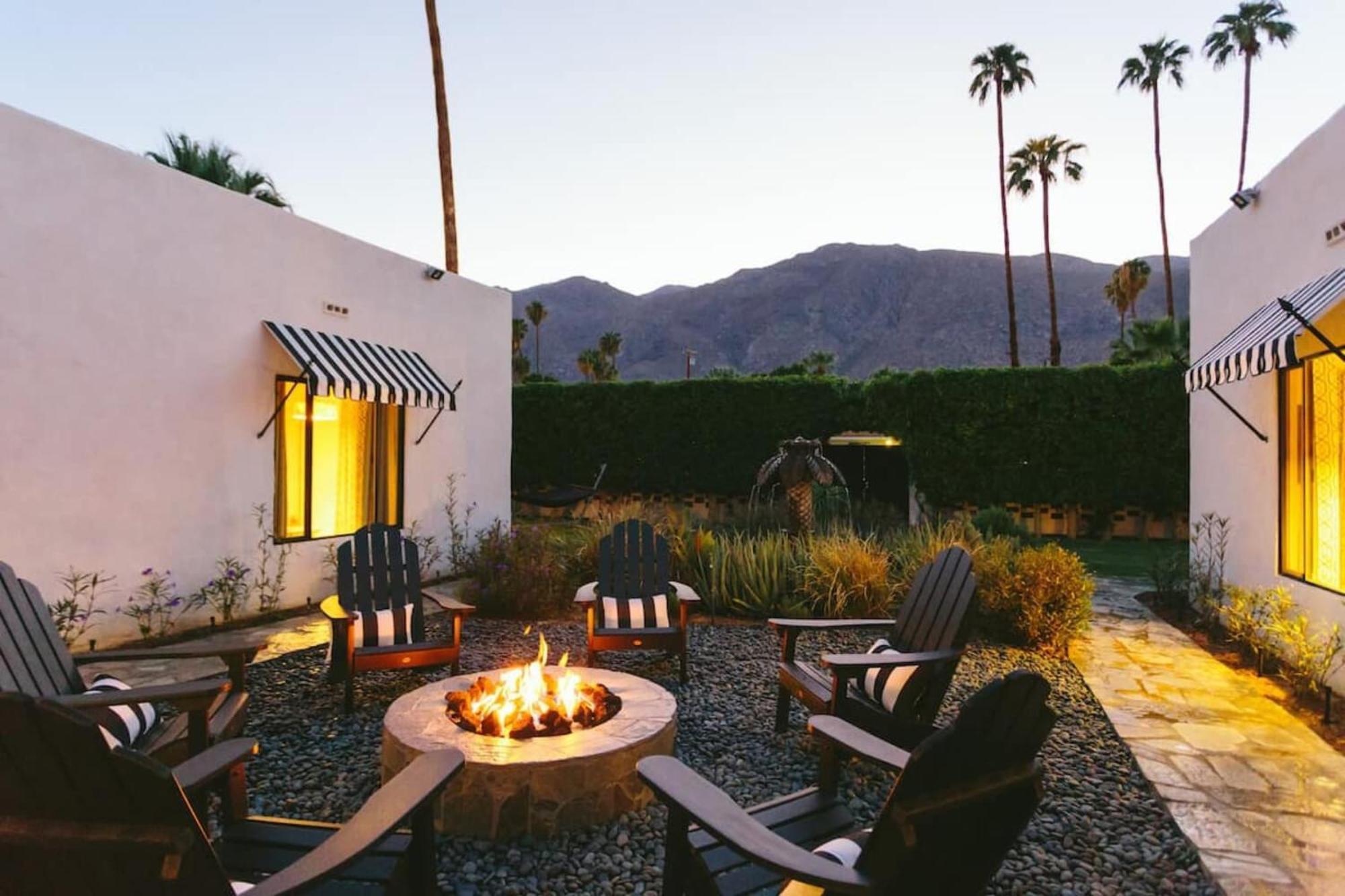 Hotel El Cid By Avantstay 16 Occ Full Hotel Buyout In Palm Springs W Pool 외부 사진