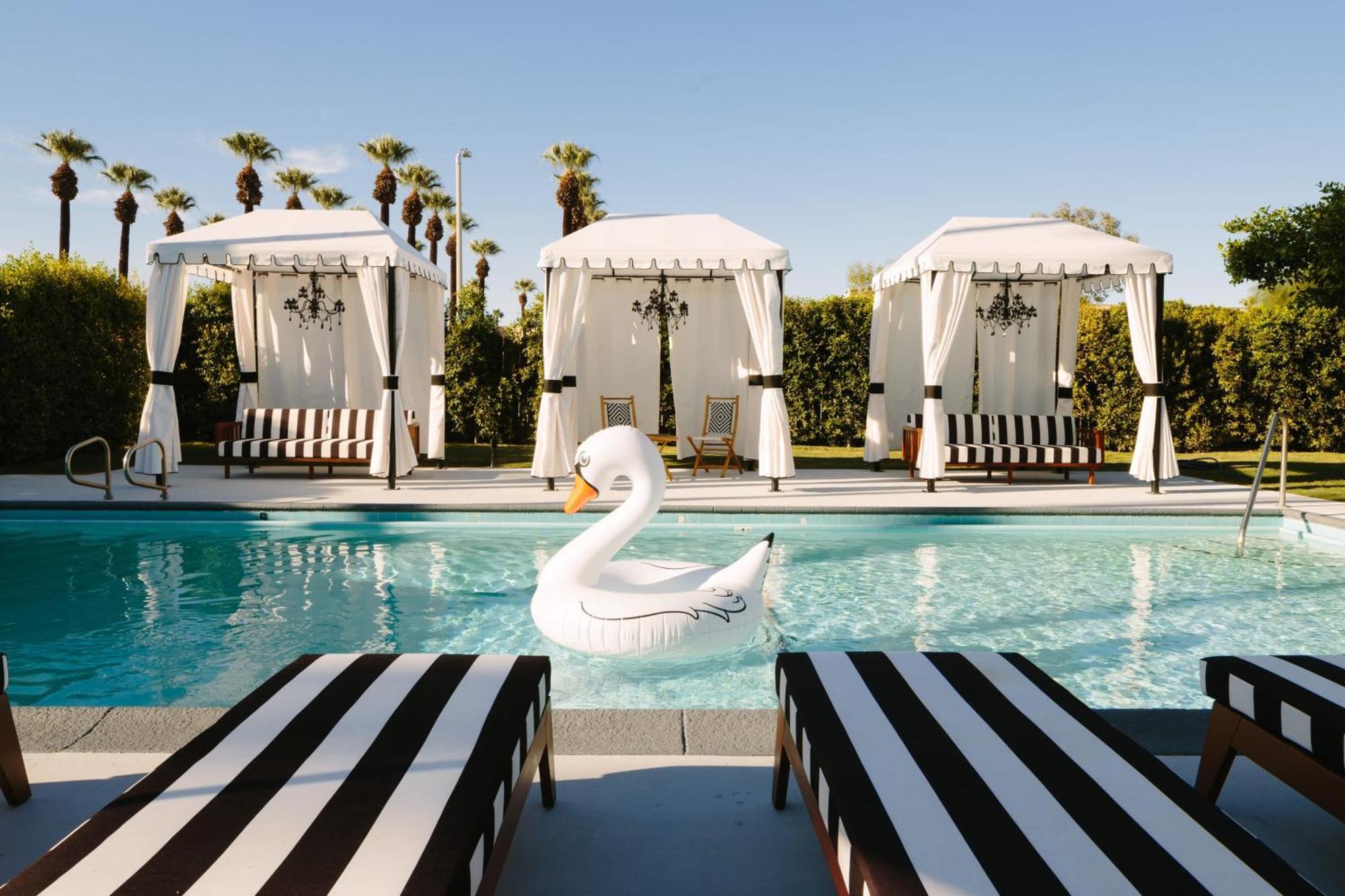 Hotel El Cid By Avantstay 16 Occ Full Hotel Buyout In Palm Springs W Pool 외부 사진